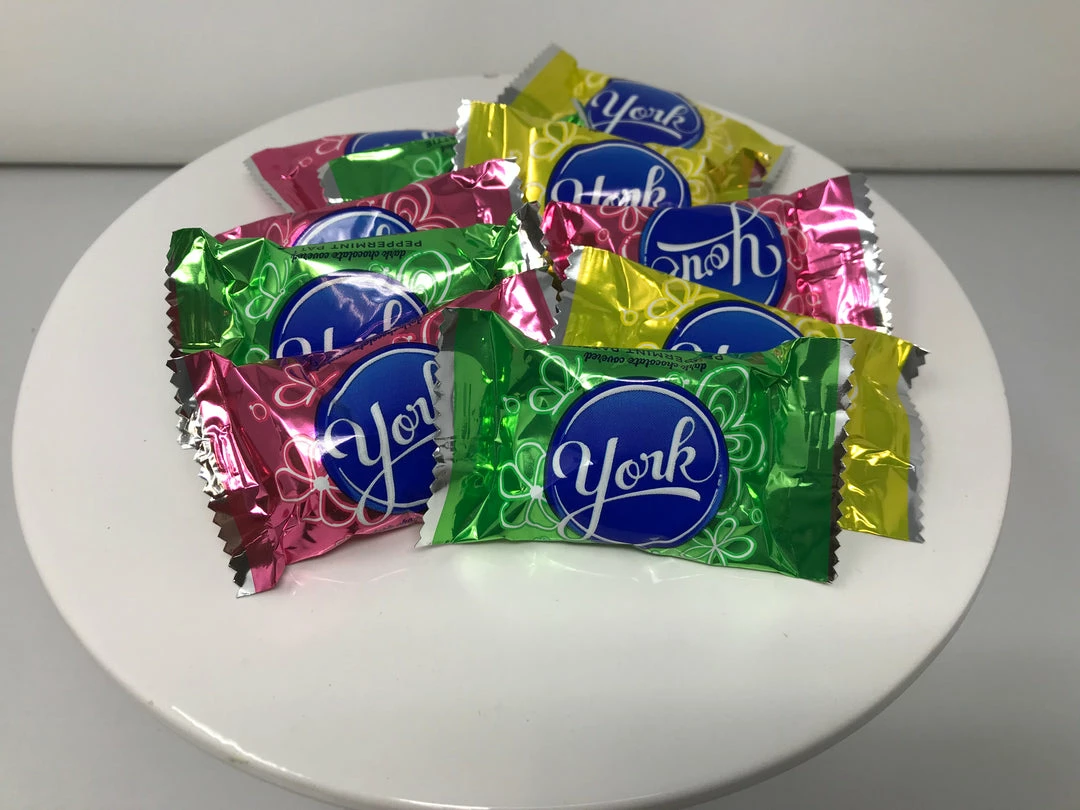 Hershey's - Hershey, Pennsylvania York Peppermint Patties Easter Foil Snack Size Bulk 5 Pounds Chocolate Mint 3 Hershey's - Hershey, Pennsylvania York Peppermint Patties Easter Foil Snack Size Bulk 5 Pounds Chocolate Mint